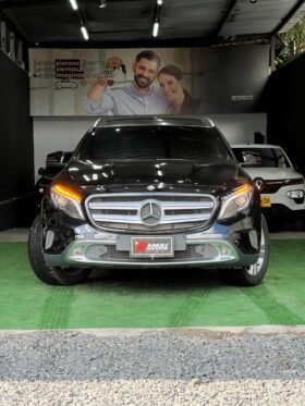 MERCEDES-BENZ GLA 200 1.6 T AT 4X2