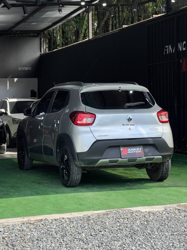 
								RENAULT KWID OUTSIDER MT 1.0 full									