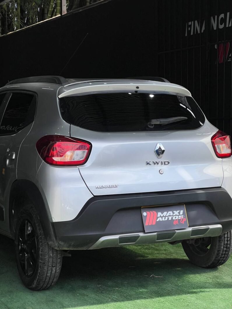 
								RENAULT KWID OUTSIDER MT 1.0 full									
