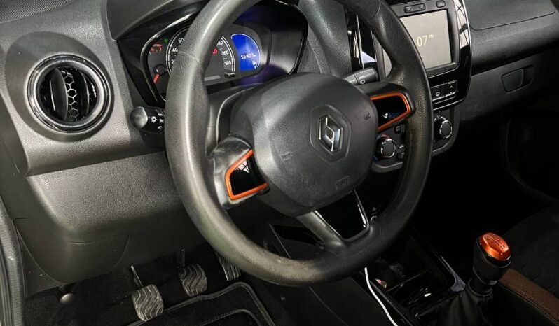 
								RENAULT KWID OUTSIDER MT 1.0 full									