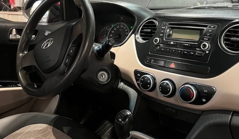 
								HYUNDAI GRAND I10 ILLUSION full									