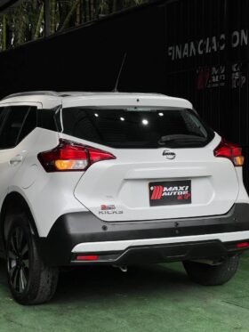 NISSAN KICKS ADVANCE AT 1.6 4X2