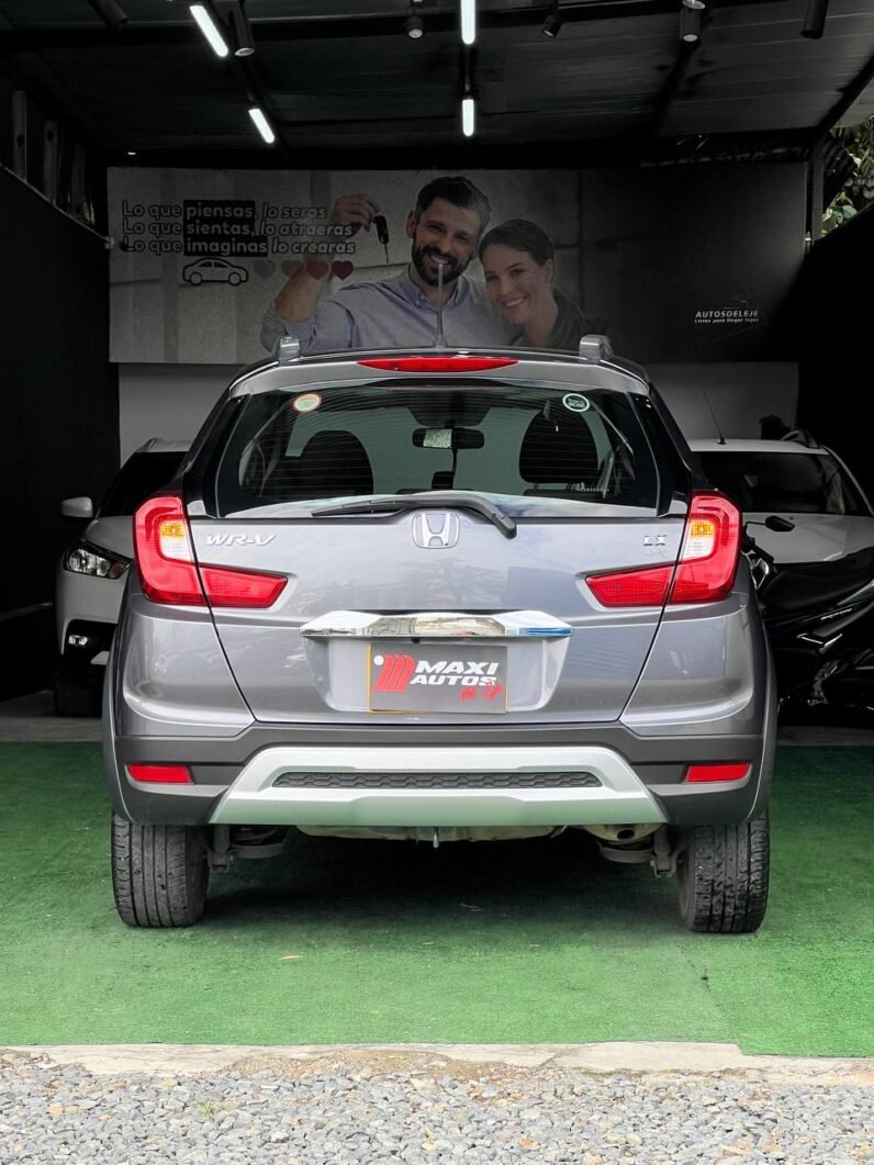
								HONDA WR-V LX AT 1.5 full									
