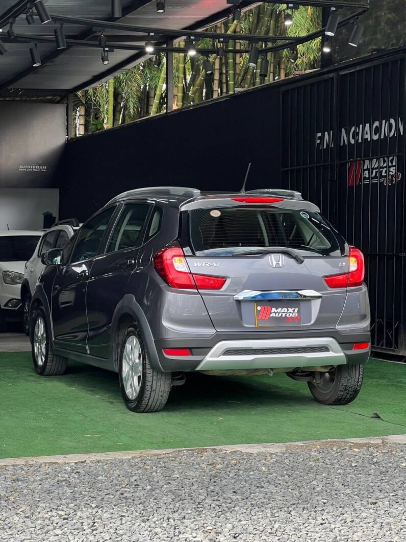 
								HONDA WR-V LX AT 1.5 full									