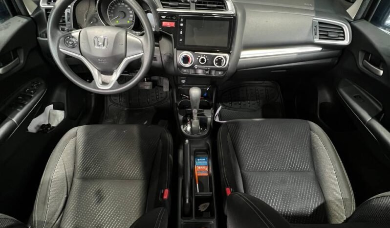 
								HONDA WR-V LX AT 1.5 full									