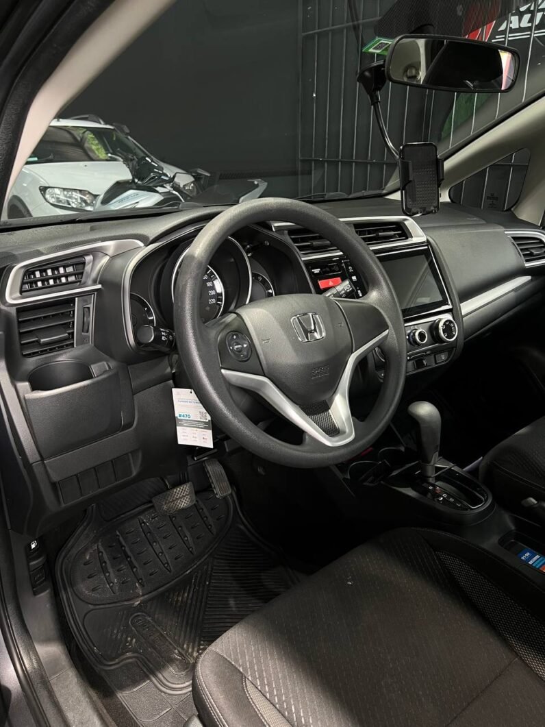 
								HONDA WR-V LX AT 1.5 full									