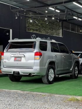 TOYOTA 4 RUNNER LIMITED 4*4 GASOLINA 4.0L AT