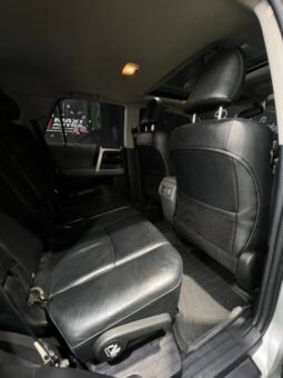
										TOYOTA 4 RUNNER LIMITED 4*4 GASOLINA 4.0L AT full									