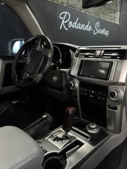 
										TOYOTA 4 RUNNER LIMITED 4*4 GASOLINA 4.0L AT full									