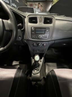 
										RENAULT LOGAN AUTHENTIQUE 1.6 MT full									