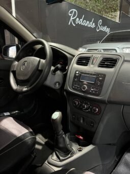 
										RENAULT LOGAN AUTHENTIQUE 1.6 MT full									