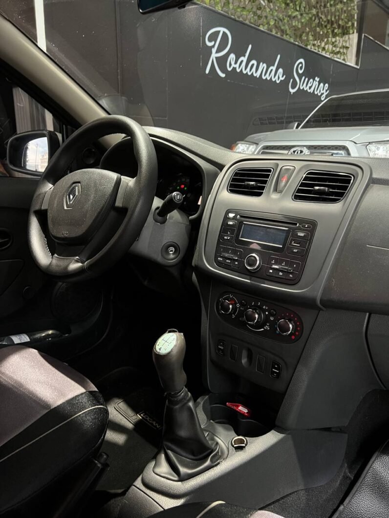 
								RENAULT LOGAN AUTHENTIQUE 1.6 MT full									