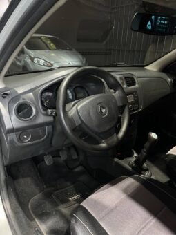 
										RENAULT LOGAN AUTHENTIQUE 1.6 MT full									