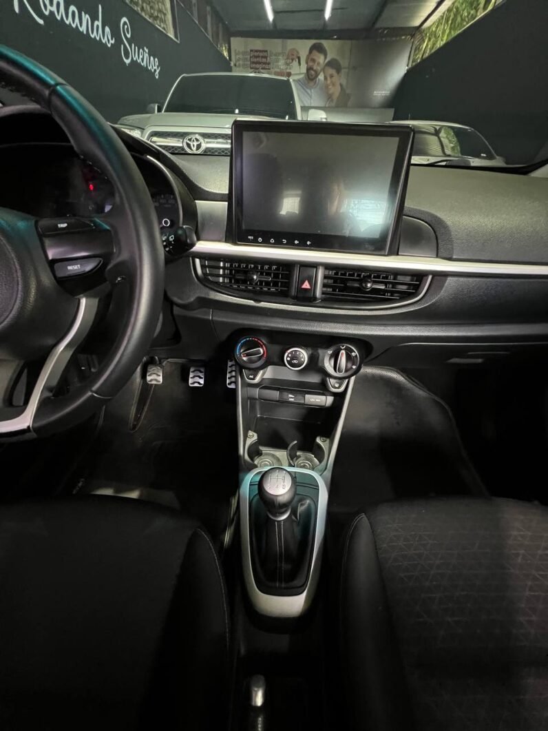 
								KIA Picanto X-line MT 1.250 full									