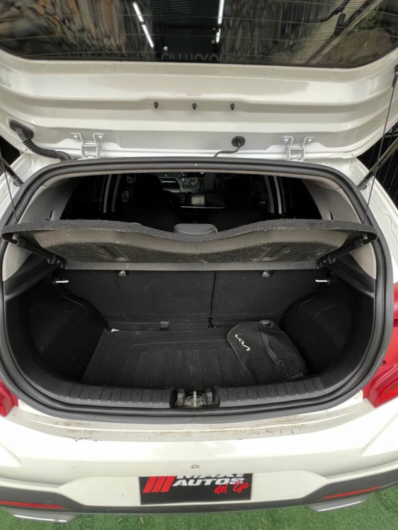 
								KIA Picanto X-line MT 1.250 full									