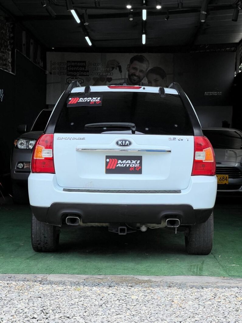 
								KIA NEW SPORTAGE LX 2.0 MT 4X4 full									