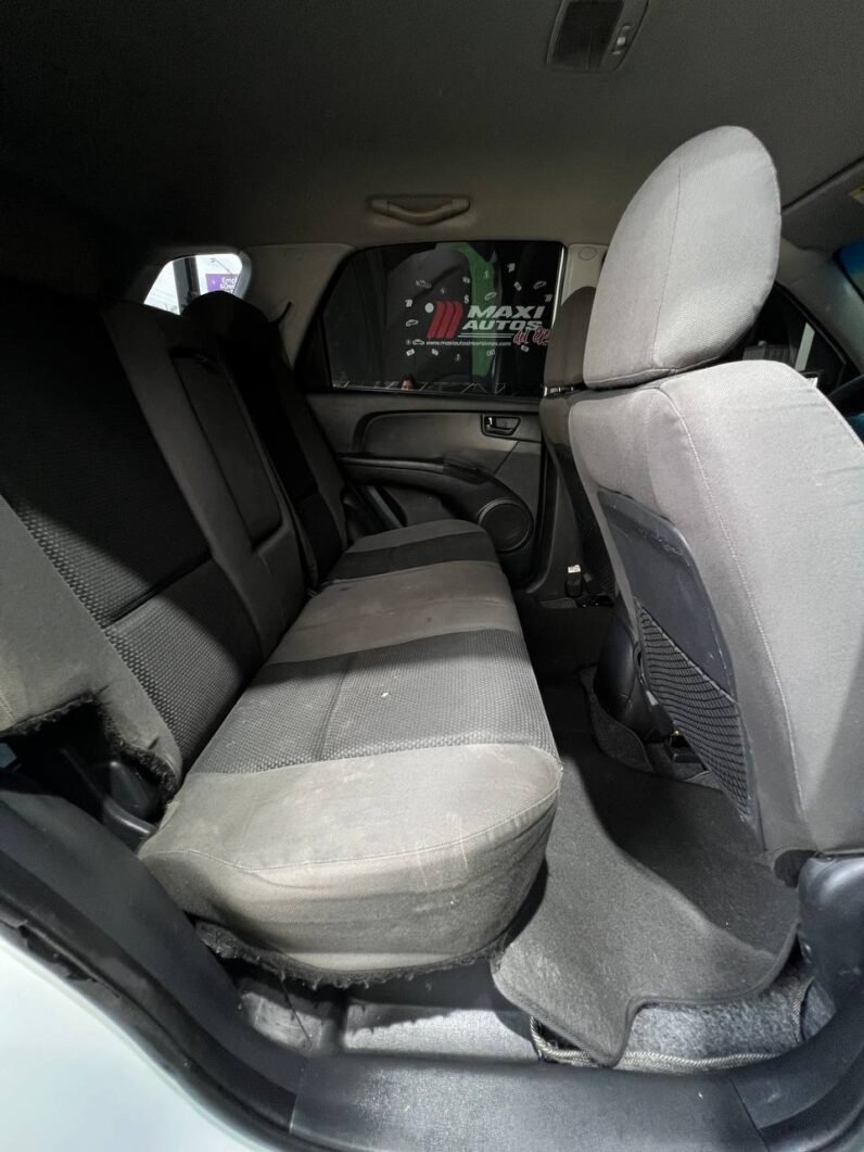
								KIA NEW SPORTAGE LX 2.0 MT 4X4 full									