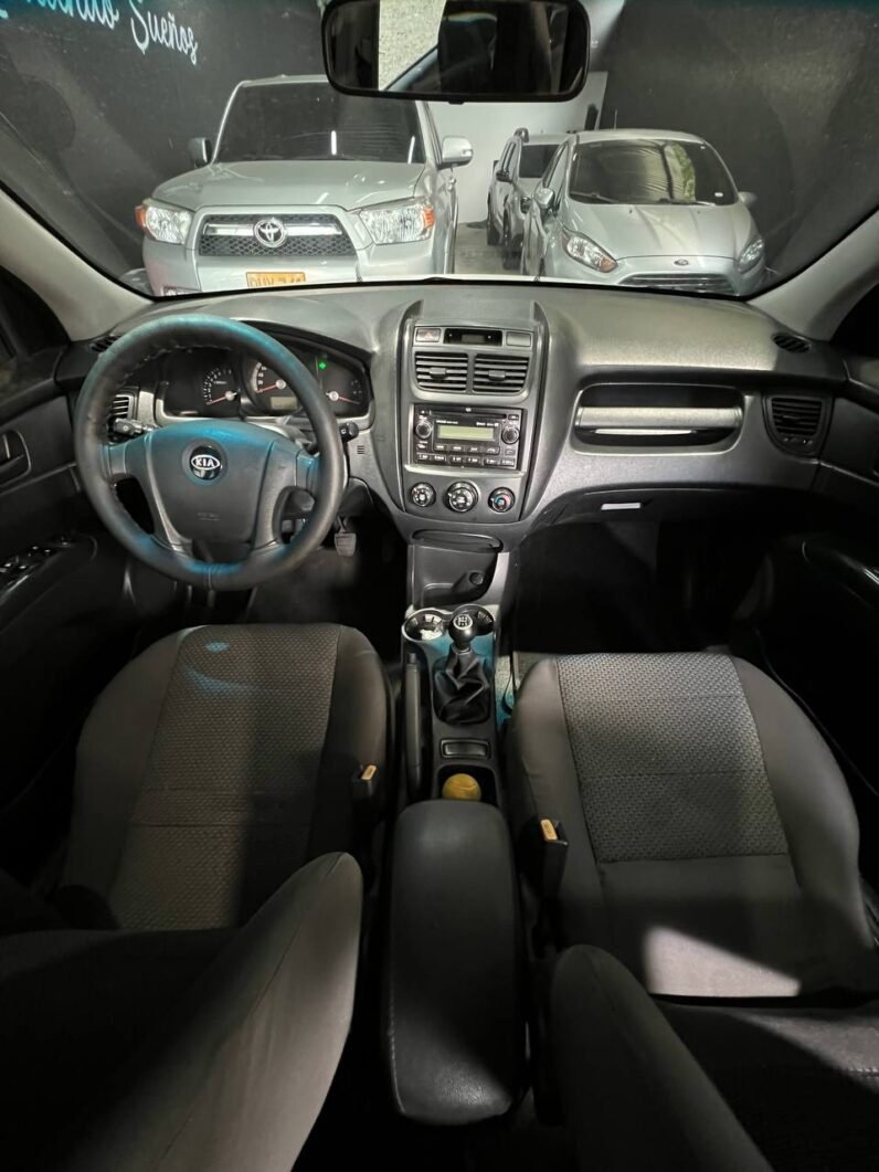 
								KIA NEW SPORTAGE LX 2.0 MT 4X4 full									