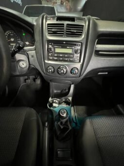 
										KIA NEW SPORTAGE LX 2.0 MT 4X4 full									