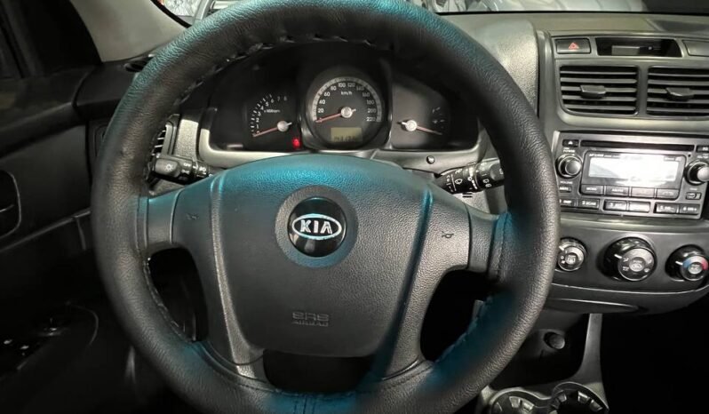 
								KIA NEW SPORTAGE LX 2.0 MT 4X4 full									