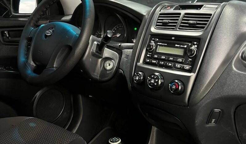 
								KIA NEW SPORTAGE LX 2.0 MT 4X4 full									