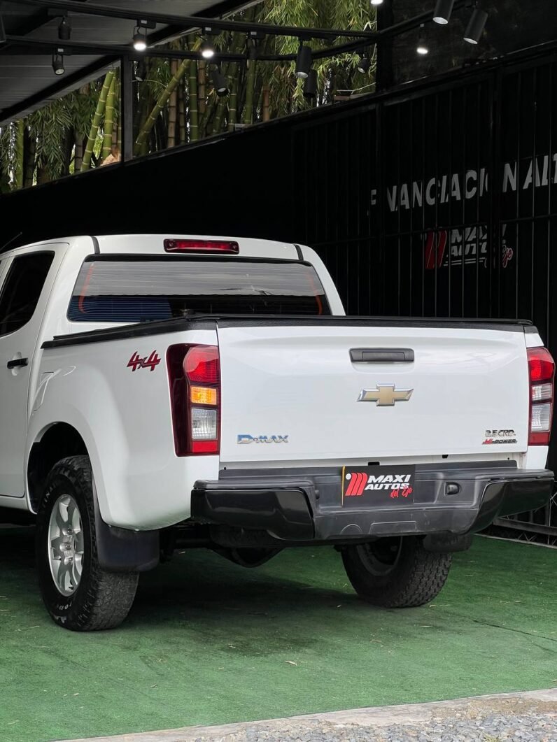 
								CHEVROLET D MAX 2.5, 4×4 MT DIESEL full									