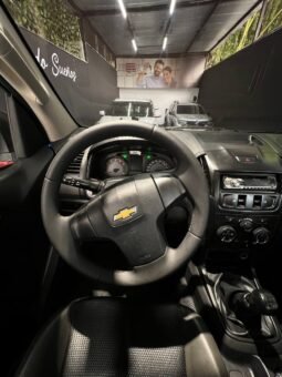 
										CHEVROLET D MAX 2.5, 4×4 MT DIESEL full									