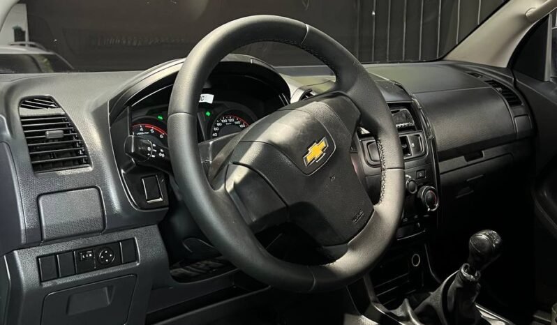 
								CHEVROLET D MAX 2.5, 4×4 MT DIESEL full									