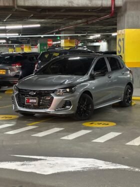 CHEVROLET ONIX RS MT HB