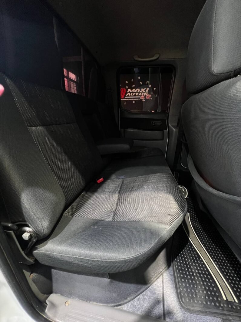 
								FORD RANGER XLT 2.6 GASOLINA MT 4X4 full									
