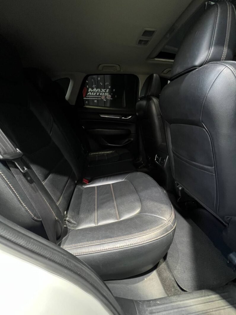 
								MAZDA Cx5 GRAND TOURING LX 4×4 full									
