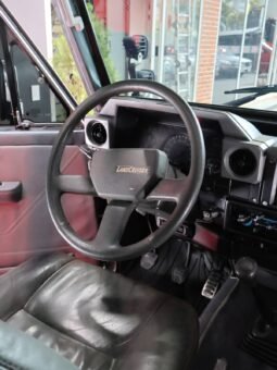 
										TOYOTA LAND CRUISER 4.5 full									