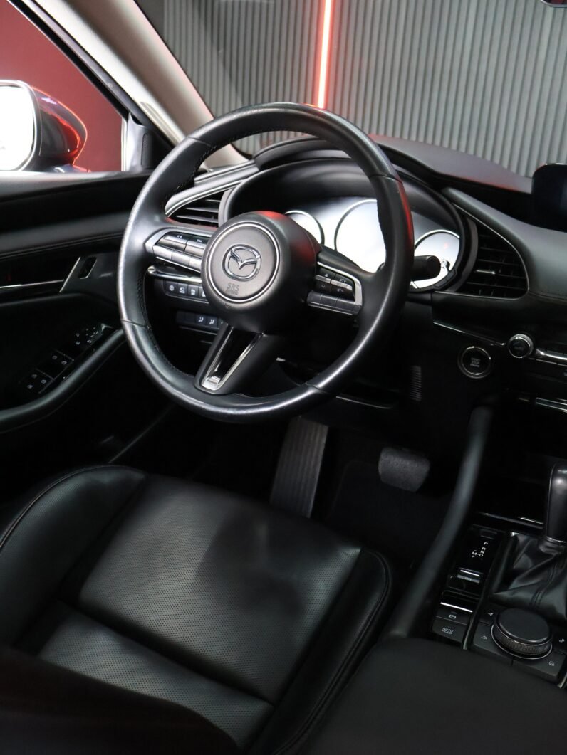 
								MAZDA 3 Grand Touring Lx full									