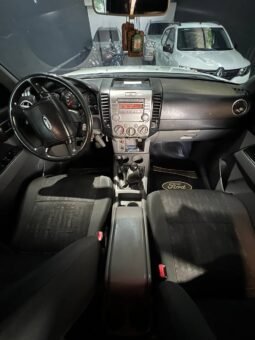 
										FORD RANGER XLT 2.6 GASOLINA MT 4X4 full									