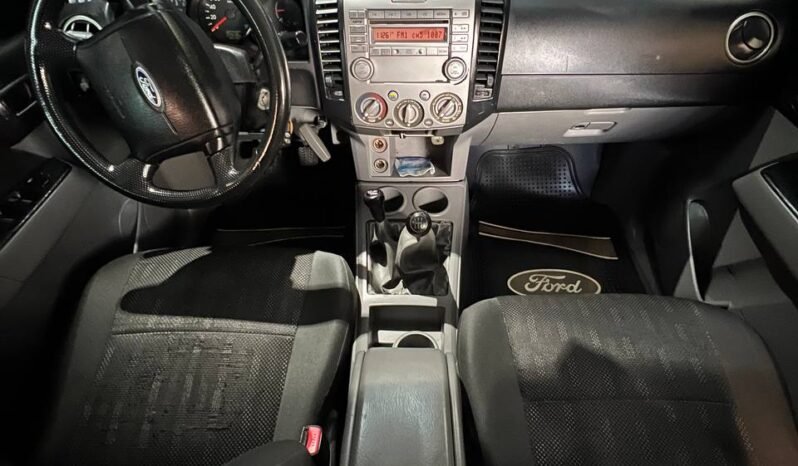 
								FORD RANGER XLT 2.6 GASOLINA MT 4X4 full									