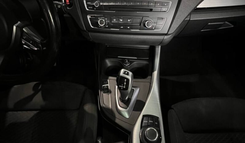 
								BMW 118 I 1.6 AT full									