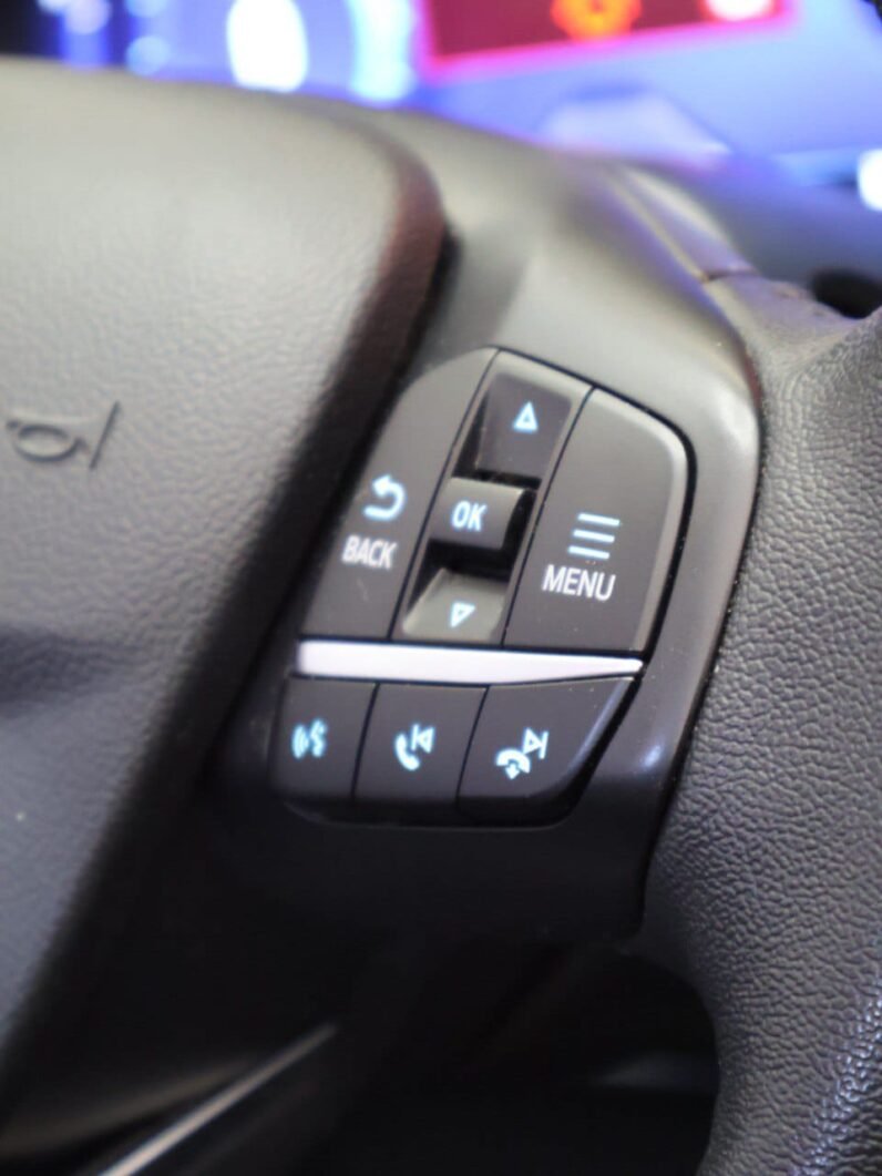 
								FORD ESCAPE SE AT 4X4 full									