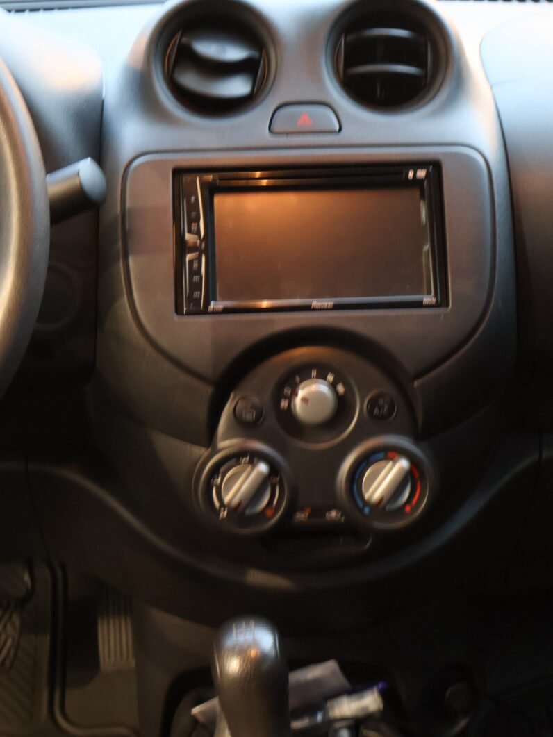 
								NISSAN MARCH ACTIVE MT 1.6 full									