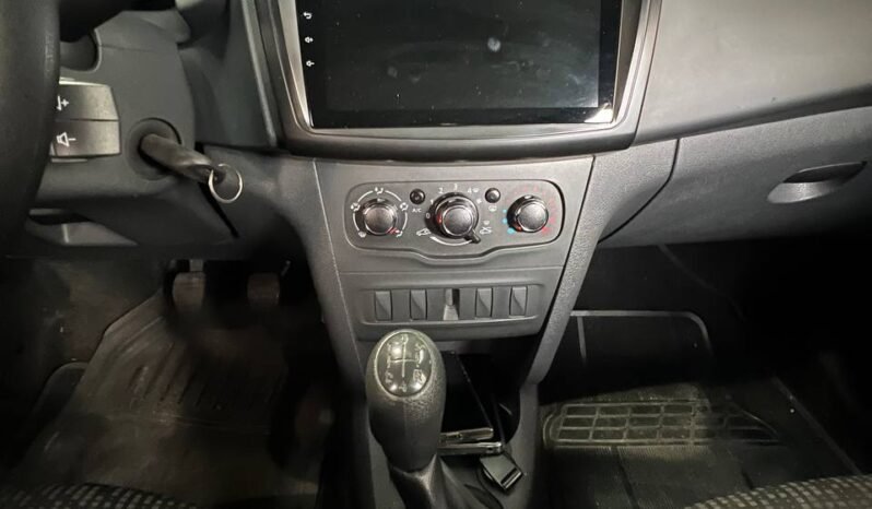 
								RENAULT SANDERO LIFE MT 1.6 HB full									