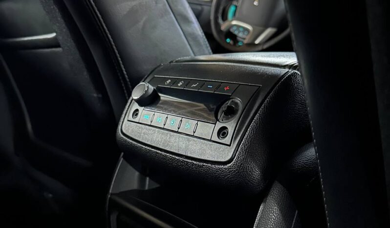 
								CHEVROLET TRAVERSE LT AT 4*4 full									