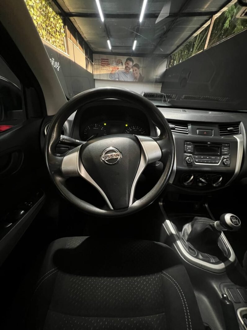 
								NISSAN FRONTIER NP300 DIESEL 2.5 MT 4X2 full									