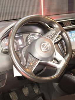 
										NISSAN QASHQAI SENSE MT 2.0 4X2 full									