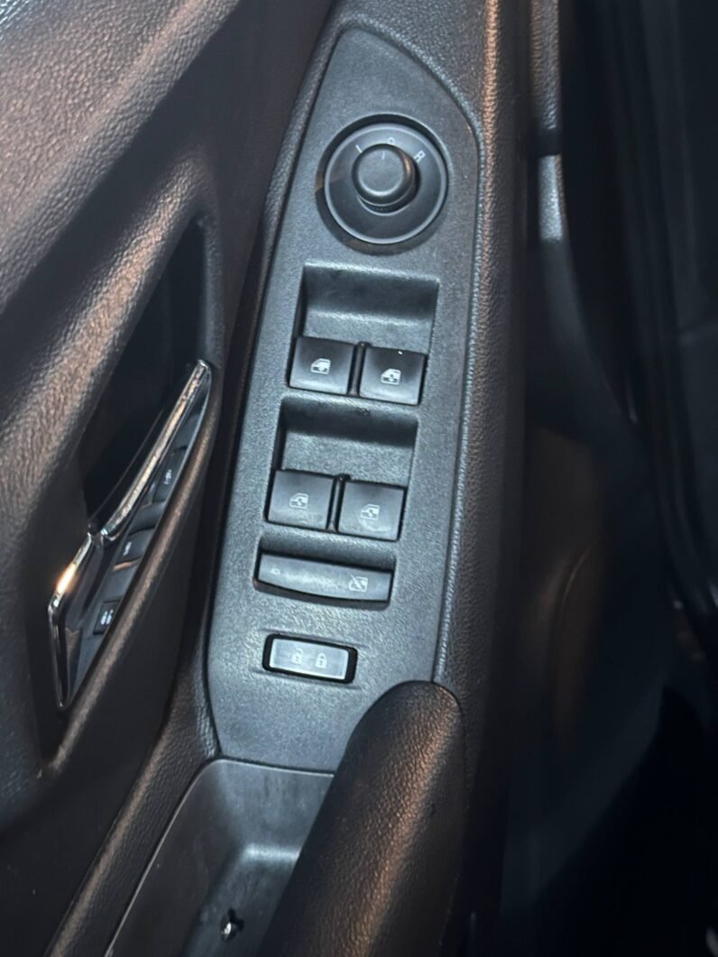 
								CHEVROLET TRACKER LS MT 1.8 4X2 full									