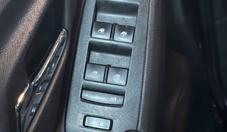
								CHEVROLET TRACKER LS MT 1.8 4X2 full									