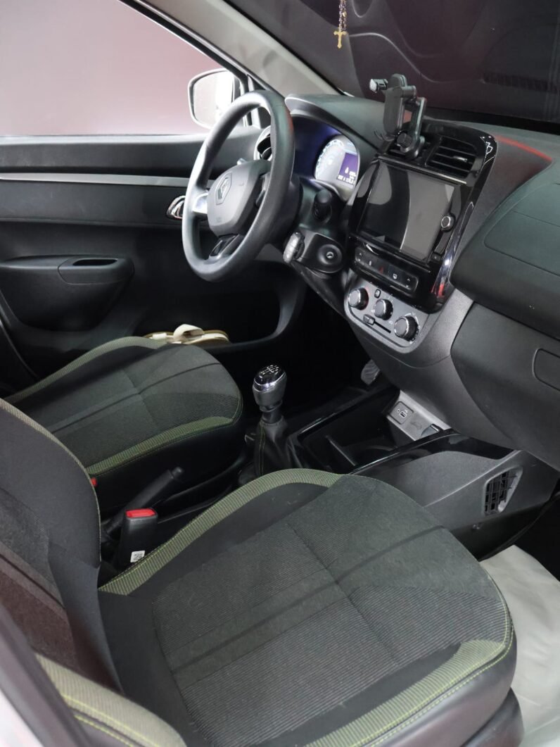 
								RENAULT KWID OUTSIDER MT 1.0 full									