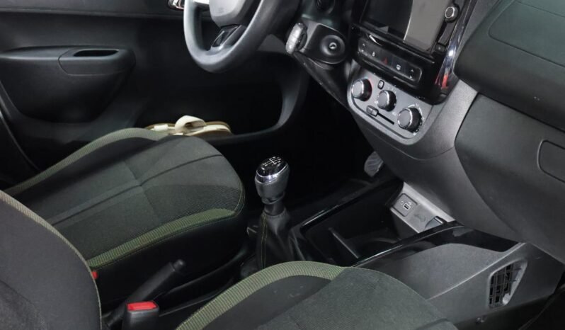 
								RENAULT KWID OUTSIDER MT 1.0 full									