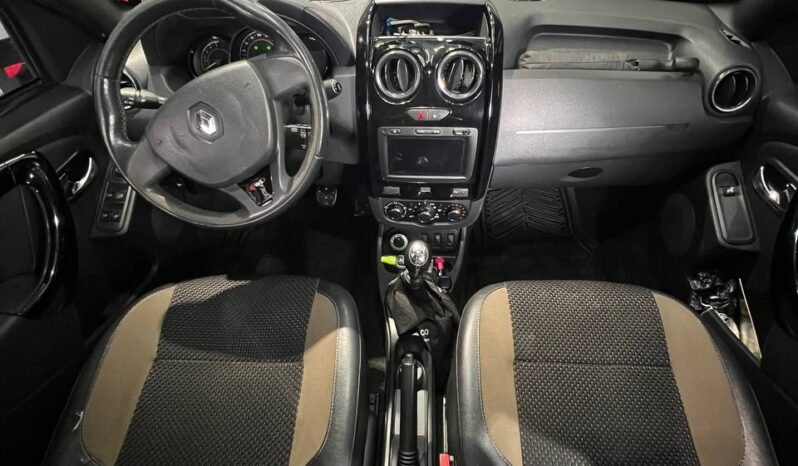 
								RENAULT DUSTER DYNAMIQUE 4X4 MT 2.0 full									