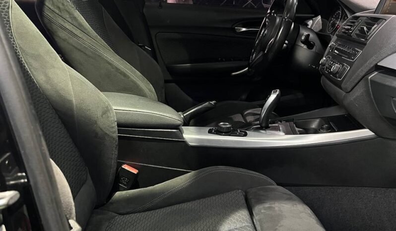 
								BMW 118 I 1.6 AT full									