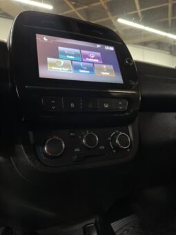 
										RENAULT KWID INTENS full									