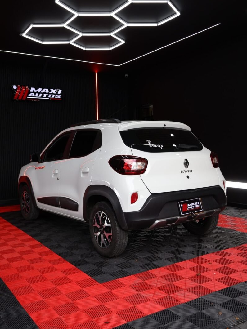 
								RENAULT KWID OUTSIDER MT 1.0 full									